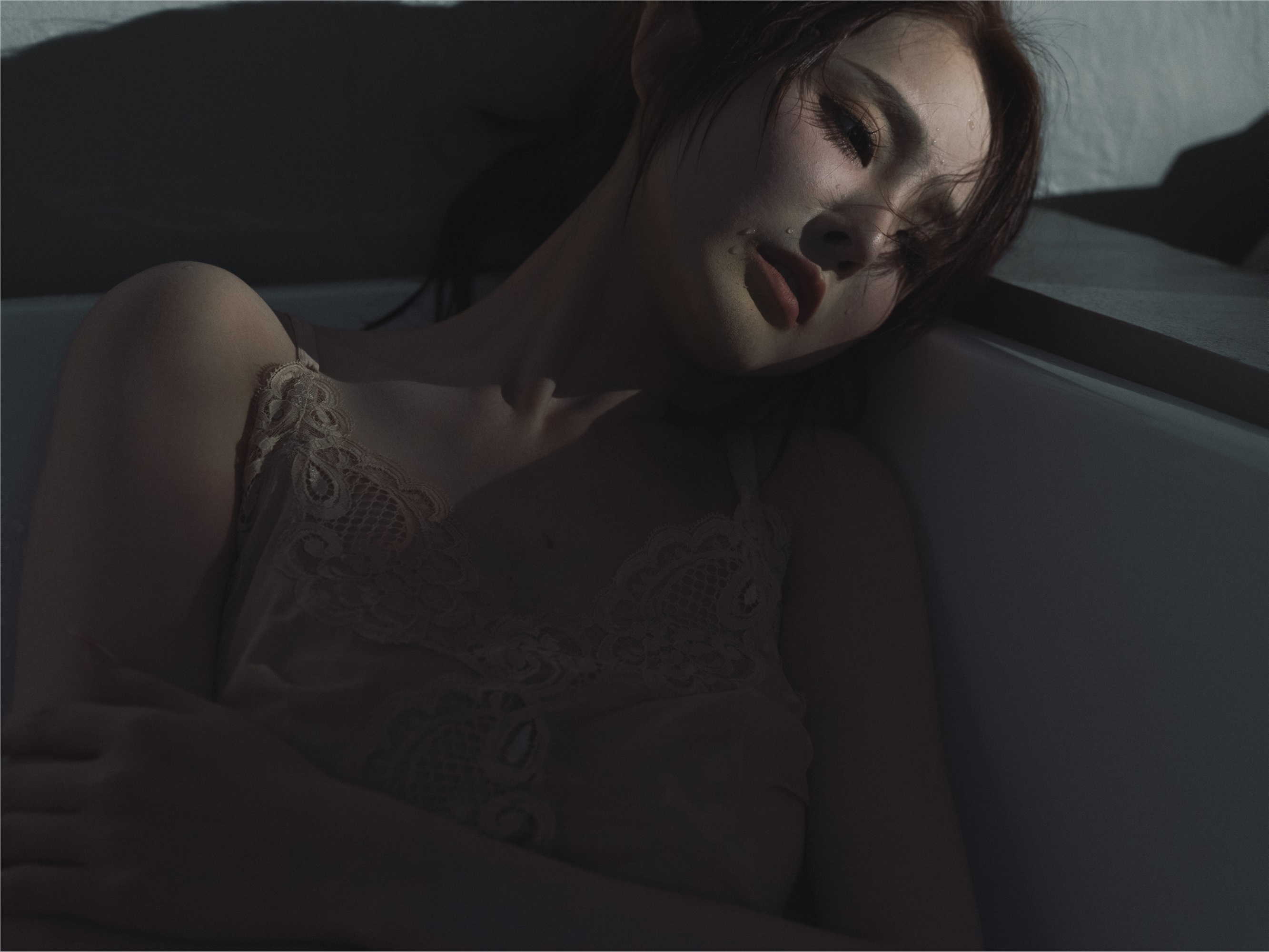 YITUYU艺图语 2025.01.15 转身离别 文文子